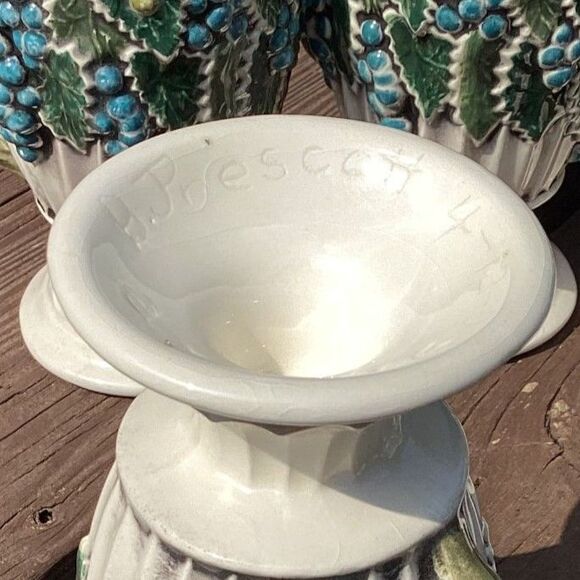 Arnel’s Majolica-Style Grape Pedestal Mugs Set of‎ 6, Vintage USA - Picture 4 of 6